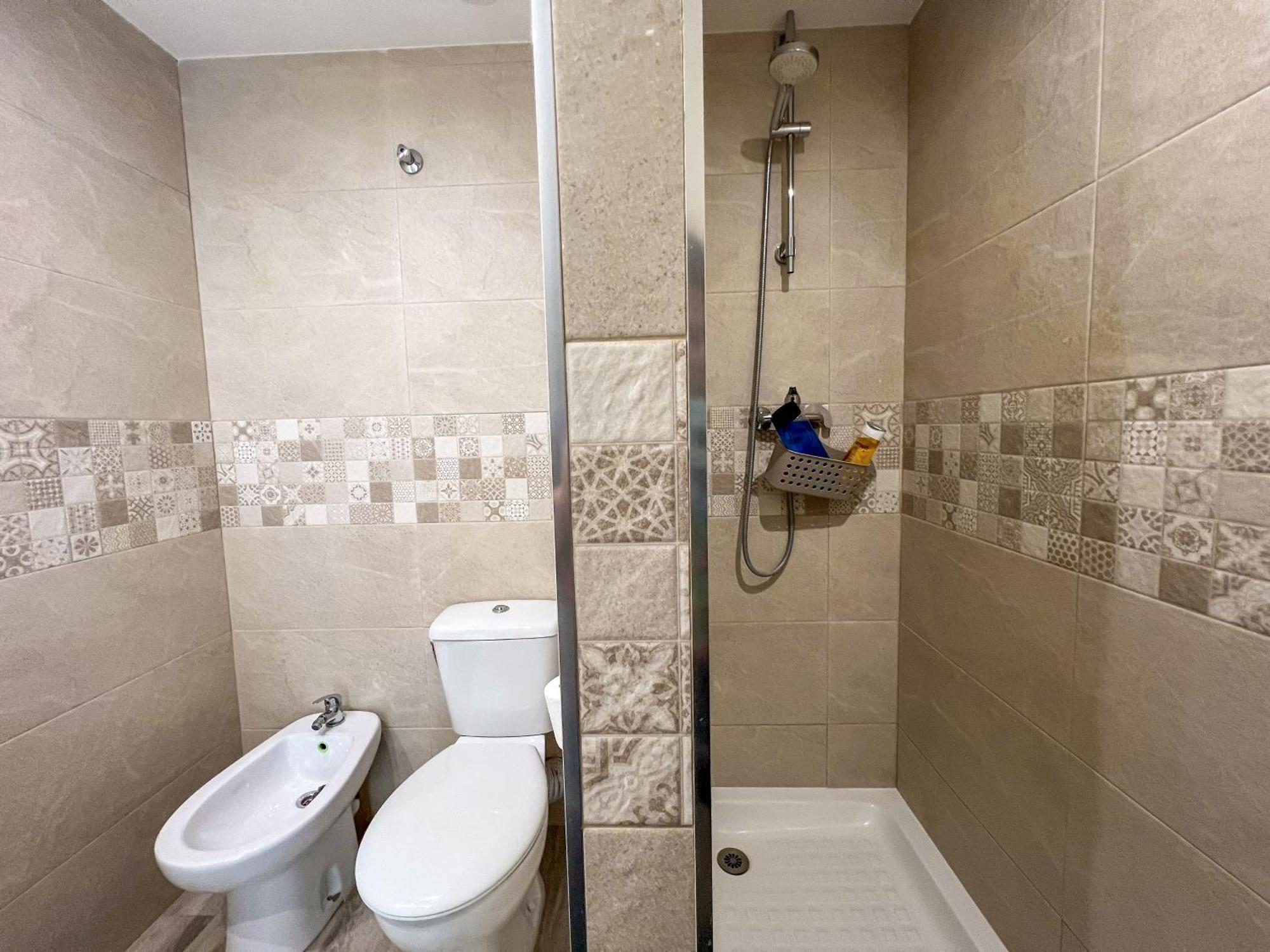 Karola Cosy Apartment เบนิดอร์ม ภายนอก รูปภาพ